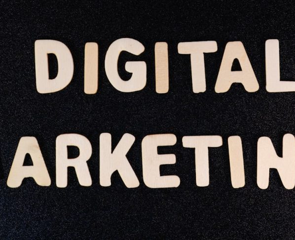 O Que Faz um Estrategista de Marketing Digital na Prática?