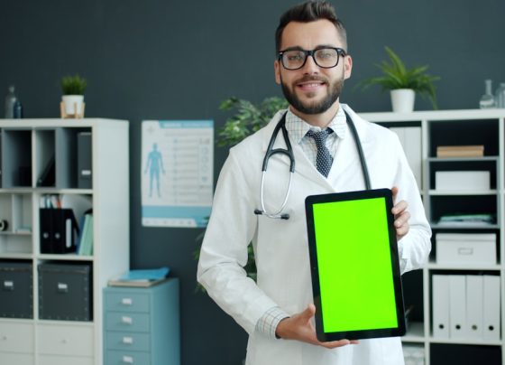 Otimização de Presença Online para Clínicas de Saúde: Guia 2025