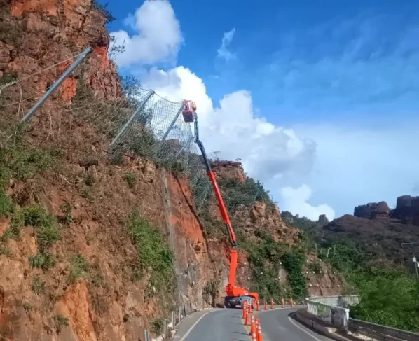 Trecho do Portão do Inferno, na MT-251, entre Cuiabá e Chapada dos Guimarães. (Foto: Sinfra-MT)