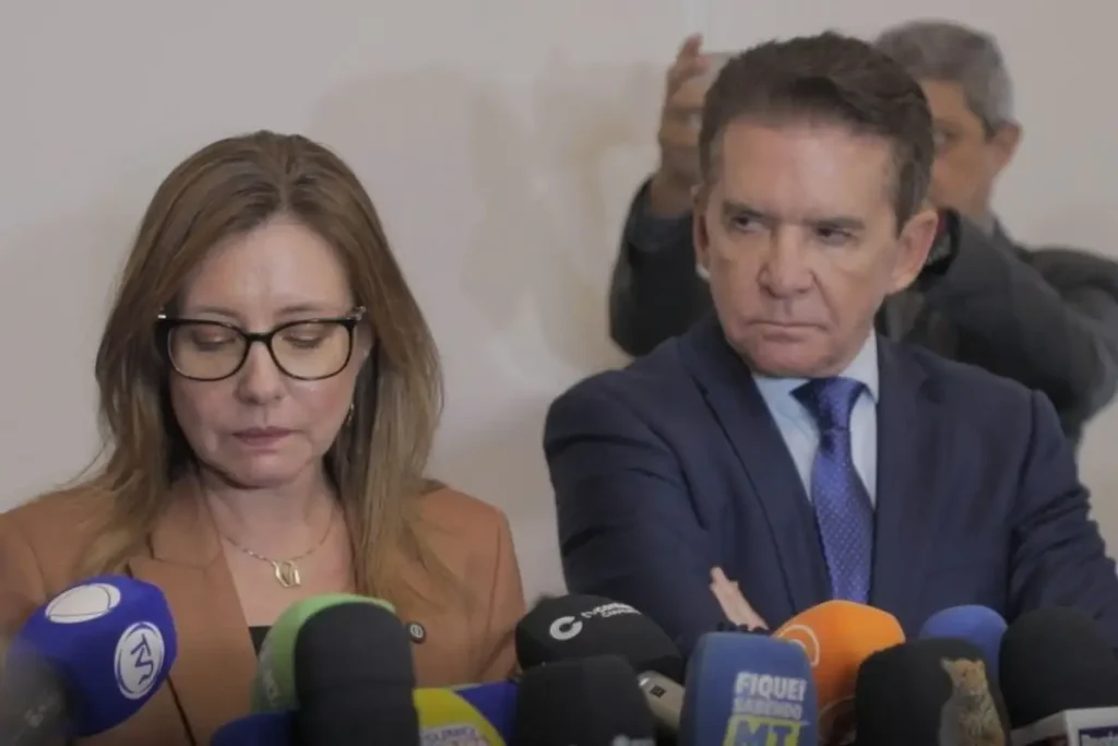 politica de primeira